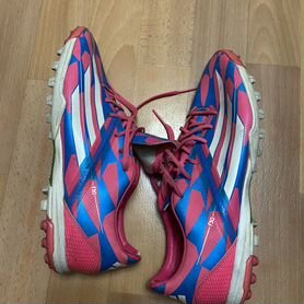 Сороконожки adidas f30