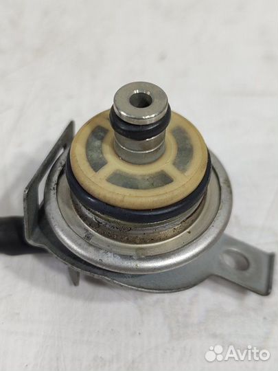 Регулятор давления топлива Volkswagen Polo 9N AUA