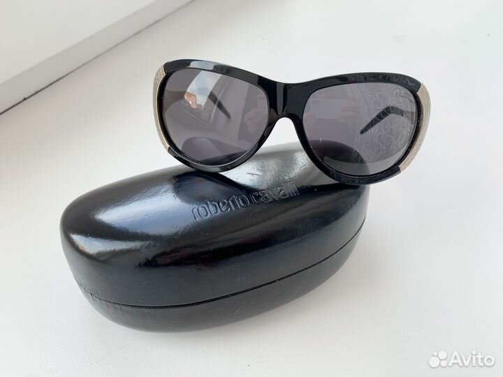 Солнцезащитные очки roberto cavalli