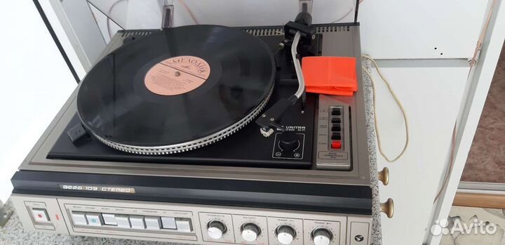 Проигрыватель винила вега 109