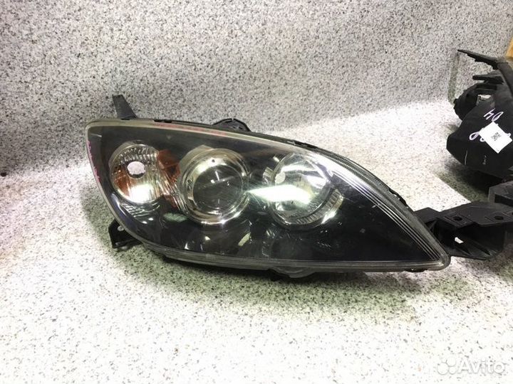 Фара Mazda 3 BK 2005