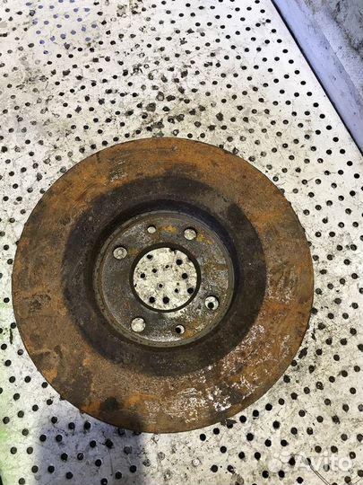 Диск тормозной передний Kia Sorento 1 2.5 D4CB