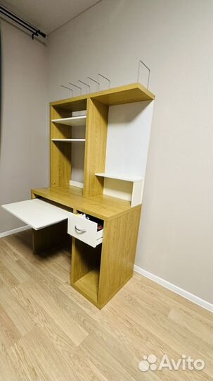 Компьютерный стол IKEA