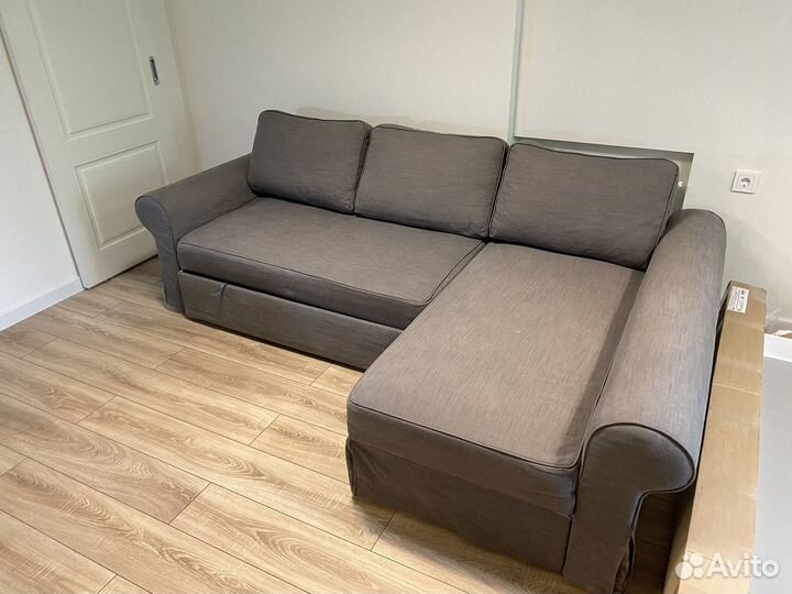 Угловой диван-кроватт IKEA баккабру