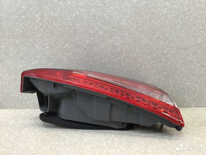 Фонарь задний внутренний левый Kia RIO 2011-2017