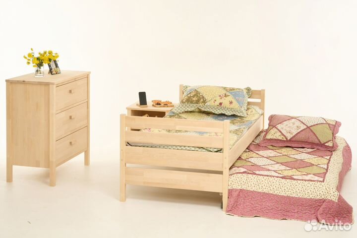 Кровать детская с выкатным спальным местом массив