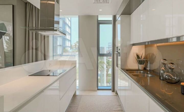 3-к. квартира, 139 м², 2/3 эт.