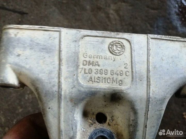 Кронштейн кпп Porsche Cayenne 955