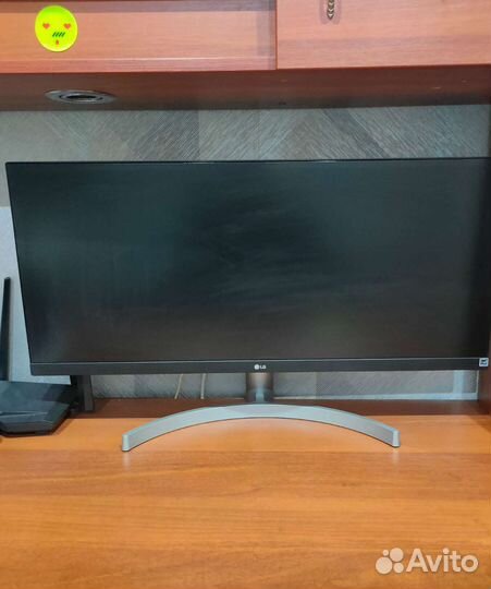 LG ultra wide 29WK600