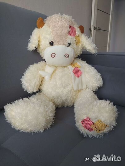 Игрушка мягкая - корова