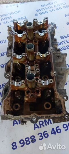 Головка блока цилиндров правая на Dodge Caravan