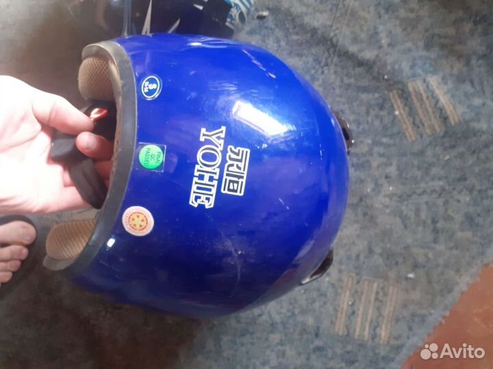 Шлем для мопеда