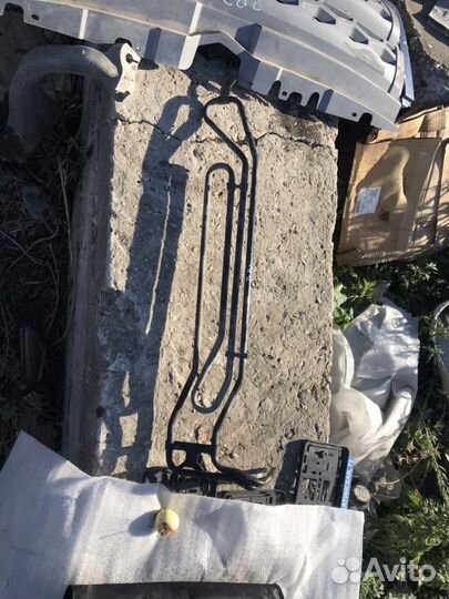 Радиатор охлаждения АКПП Ауди A8 d2 4.2л Audi A8 D