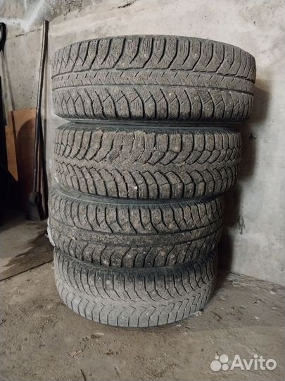 Bridgestone Blizzak Ice 195/55 R15