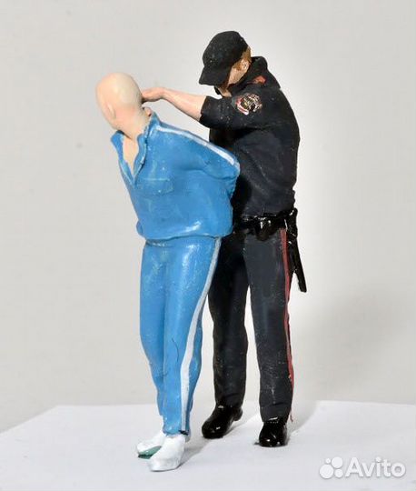 Фигурки 1/43 Полиция не спит