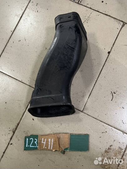 Патрубок воздушного фильтра Volvo Xc90