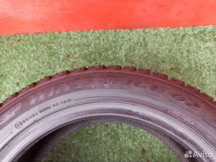 Dunlop SP Winter Ice 02 225/50 R17