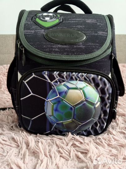 Школьный рюкзак