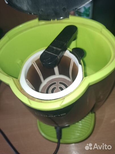 Кофеварка Polaris