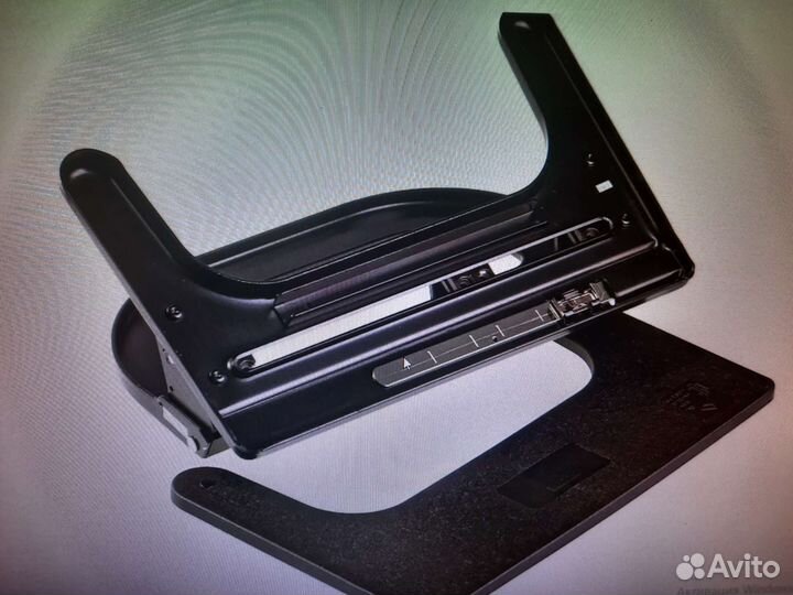 Дырокол 2-4 отверстия, с линейкой, на 30 листов