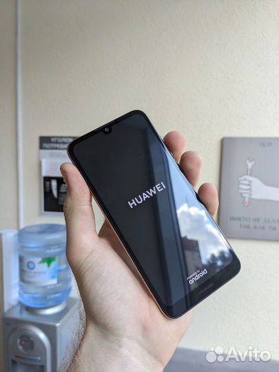 HUAWEI Y6 (2019), 2/32 ГБ