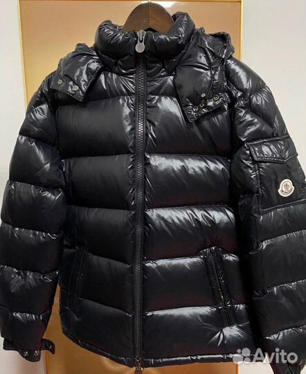 Пуховик Moncler Maya