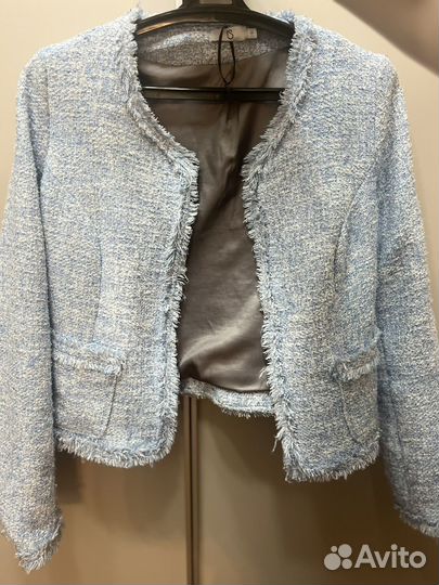 Твидовый жакет голубой