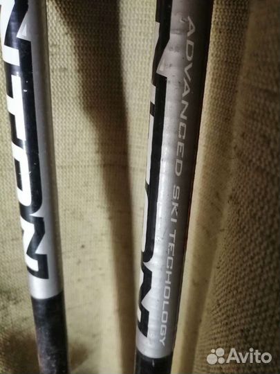 Продаются лыжи