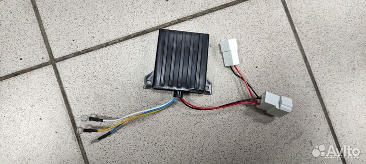 Коммутатор пластмассовый 5 - проводов Буран