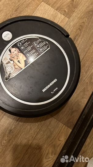 Робот пылесос