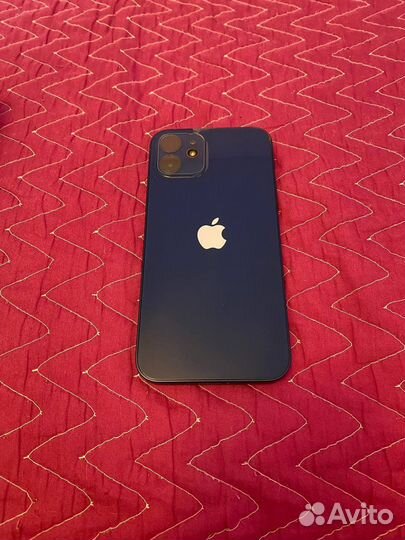 iPhone 12, 64 ГБ