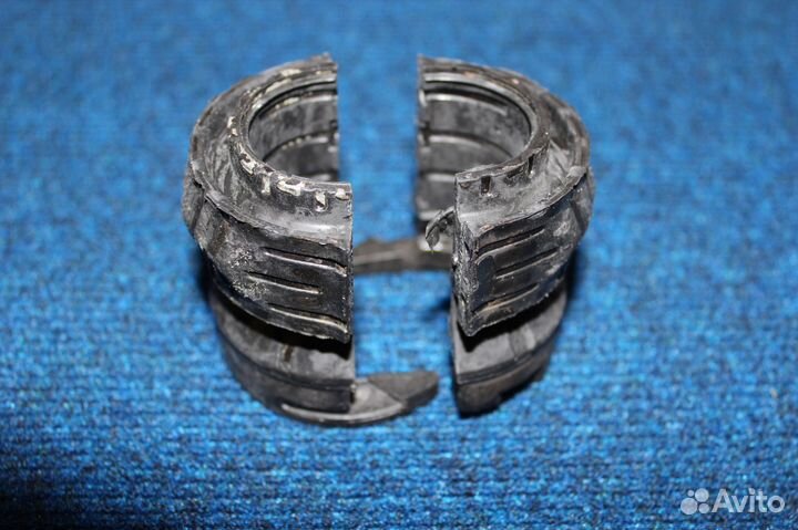 Втулка переднего стабилизатора Touareg Q7 Cayenne