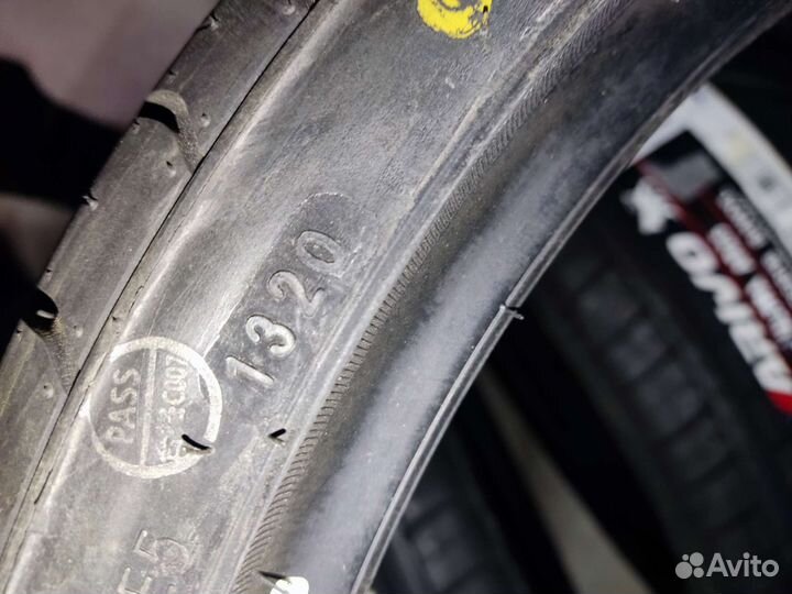 Arivo Ultra ARZ5 215/35 R18