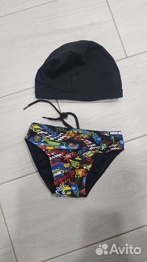 Плавки и шапочка для плавания