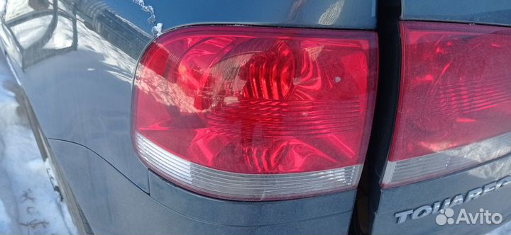Фонарь задний левый внешний Volkswagen Touareg