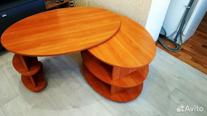 Журнальный столик на колесах трансформер