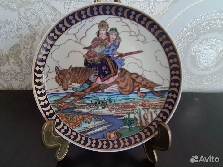 Tарелки, серия 