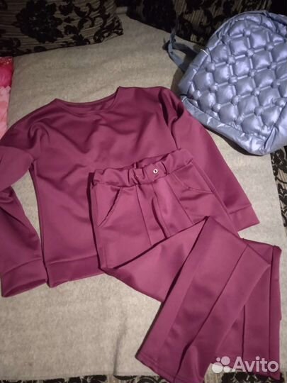 Спортивный костюм женский 40-42р
