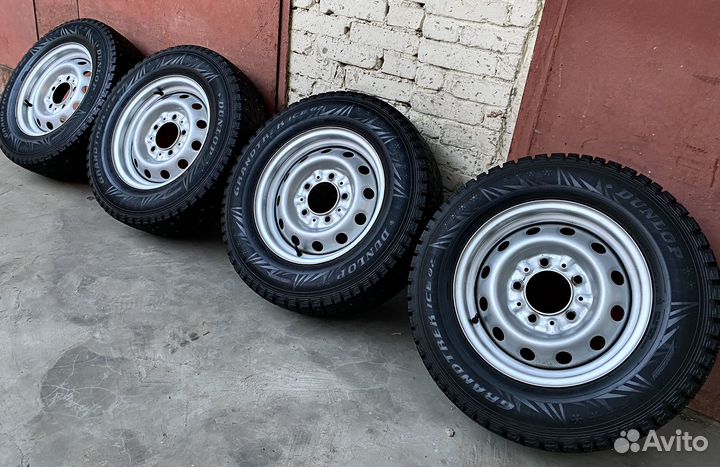 Зимние Колеса на ниву r15