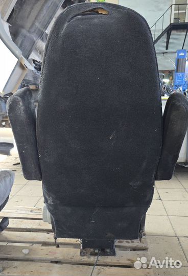 Сиденье водительское PTB б/у 20249