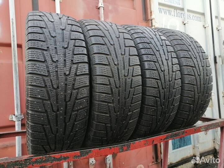 Nokian Tyres Hakkapeliitta R SUV 225/60 R17 91B