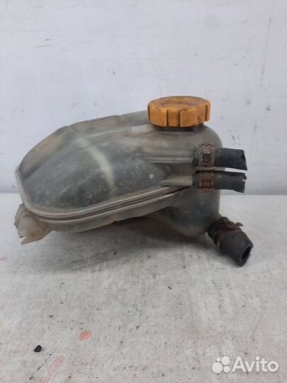 Бачок расширительный Opel Zafira B минивэн 1.6