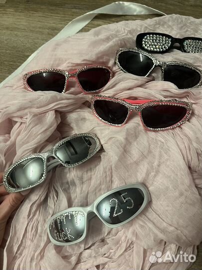 Очки со стразами