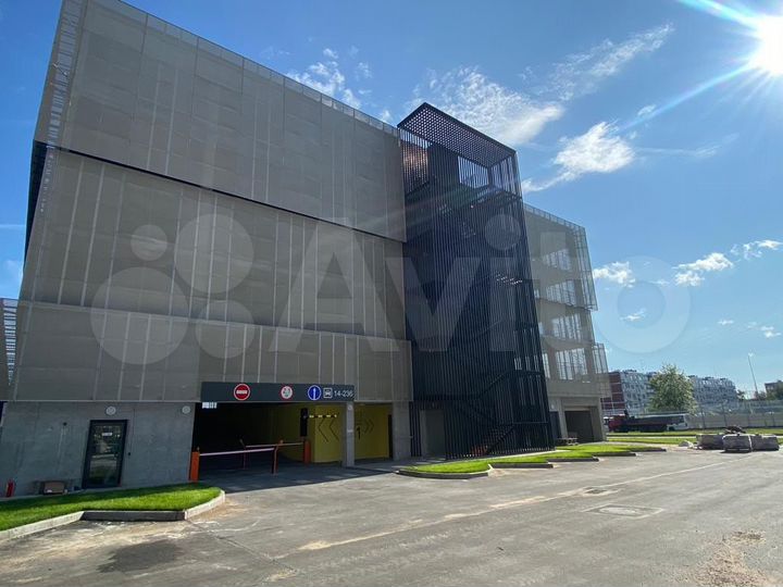 Машиноместо, 13 м²