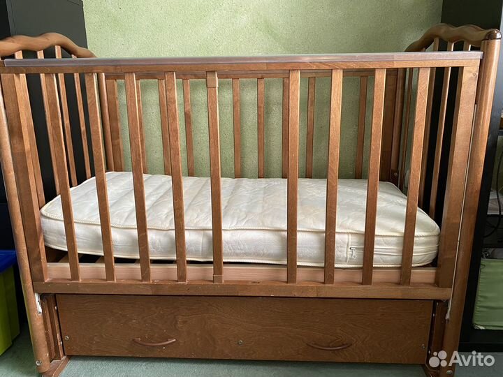 Кровать детская маятниковая