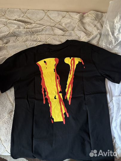 Vlone smile tee