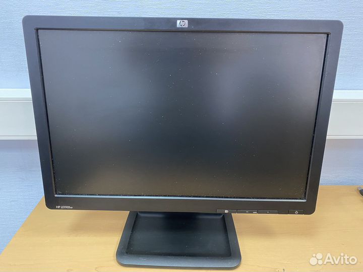 Монитор HP LE1901w