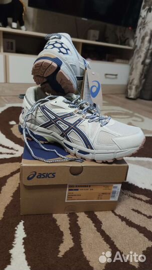 Кроссовки asics