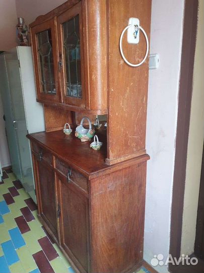 Старинный буфет