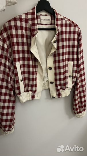 Botrois бомбер